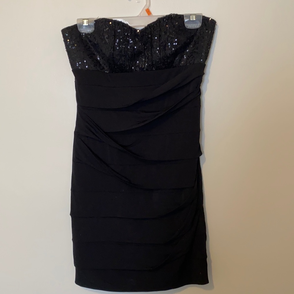 Black strapless dress